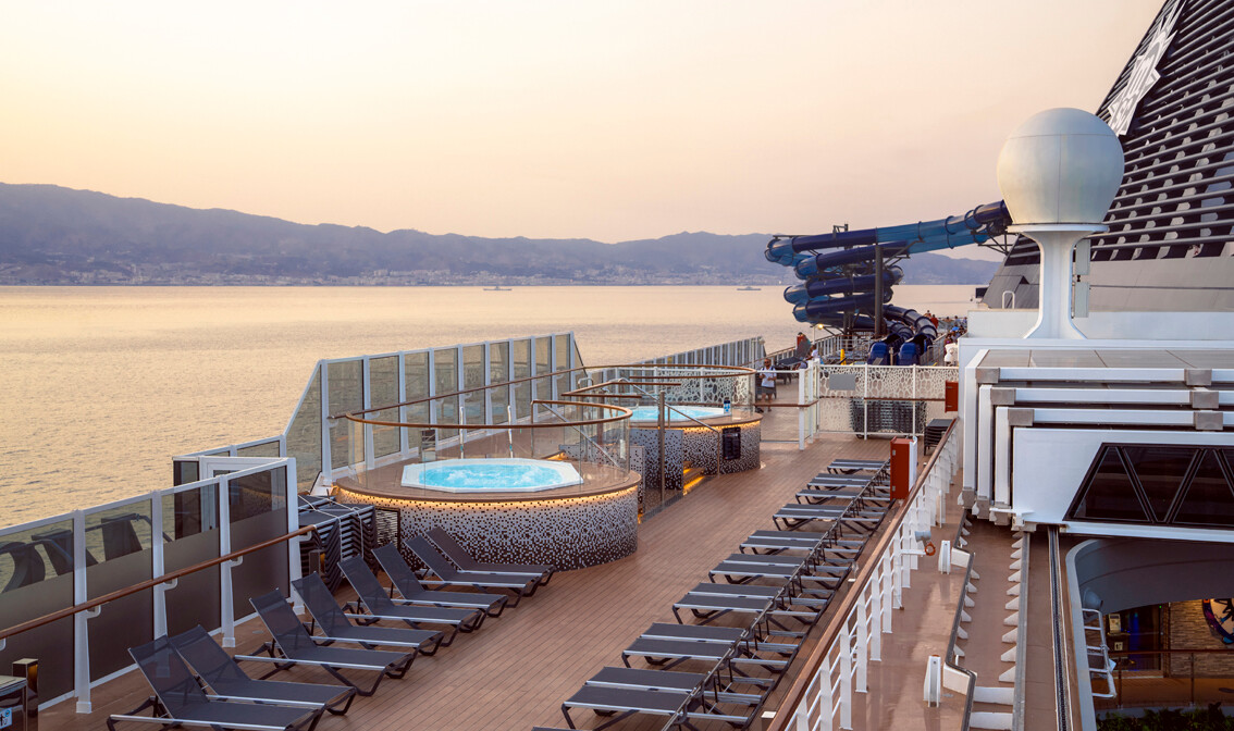 MSC Seashore jacuzzi