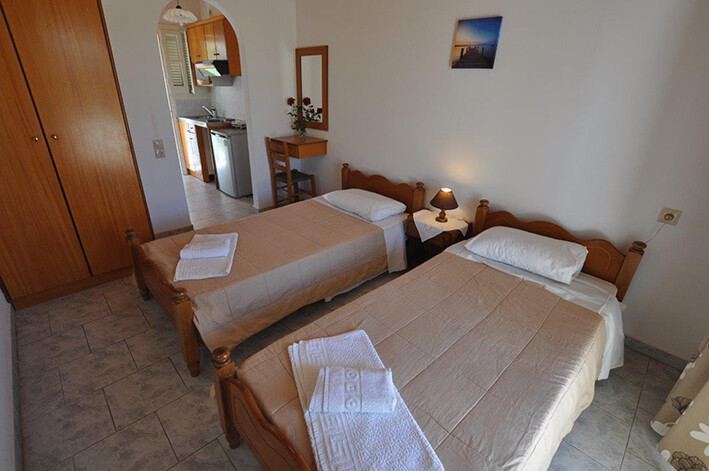 monod travel Krf, Studio Liberty's, primjer studia, spavaća soba