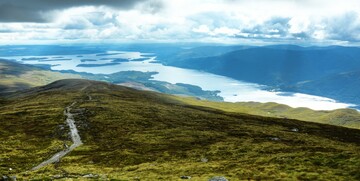 Jezero Locjh Lomond, jedan od najljepših škotskih krajolika, Putovanje u Škotsku