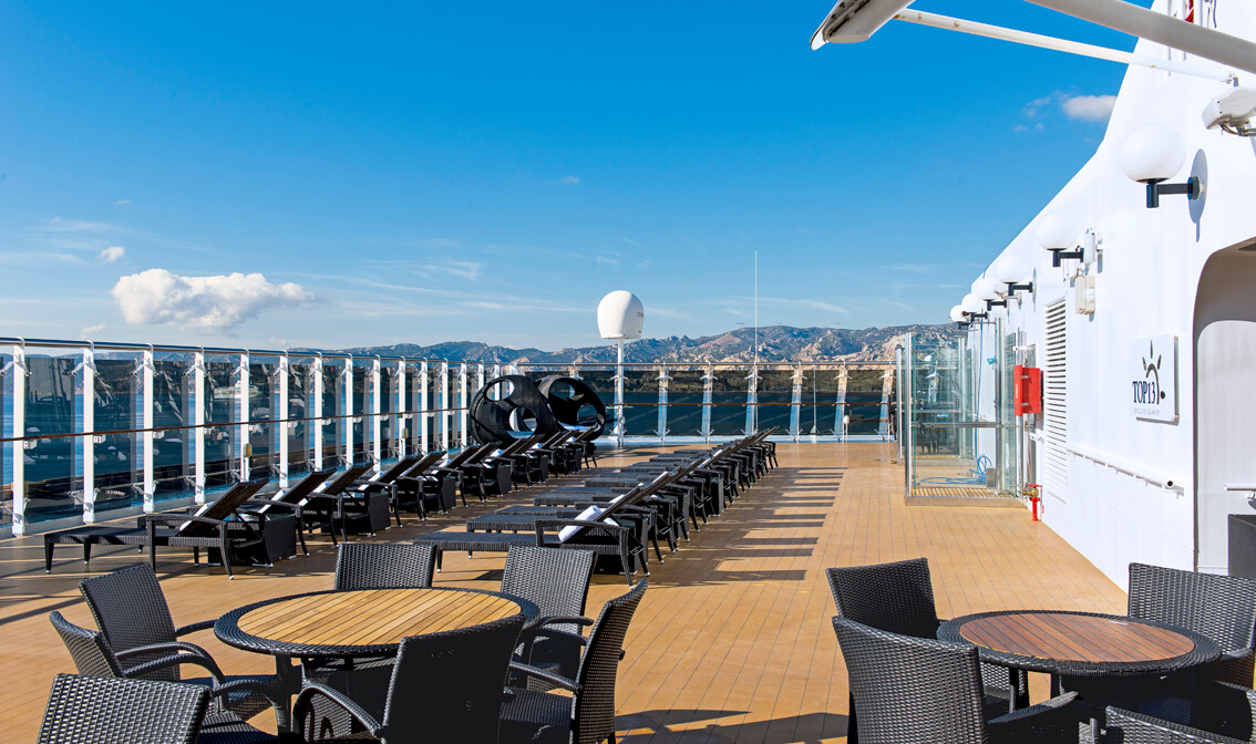 MSC Lirica, Top 13 Exclusive Solarium