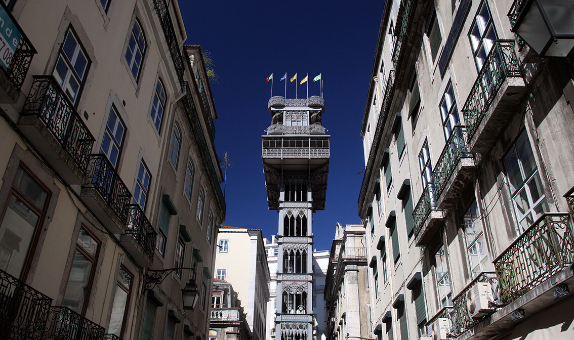 Portugal, Lisabon, gradsko dizalo Elevador de Santa Justa, putovanje zrakoplovom, grupni polasci