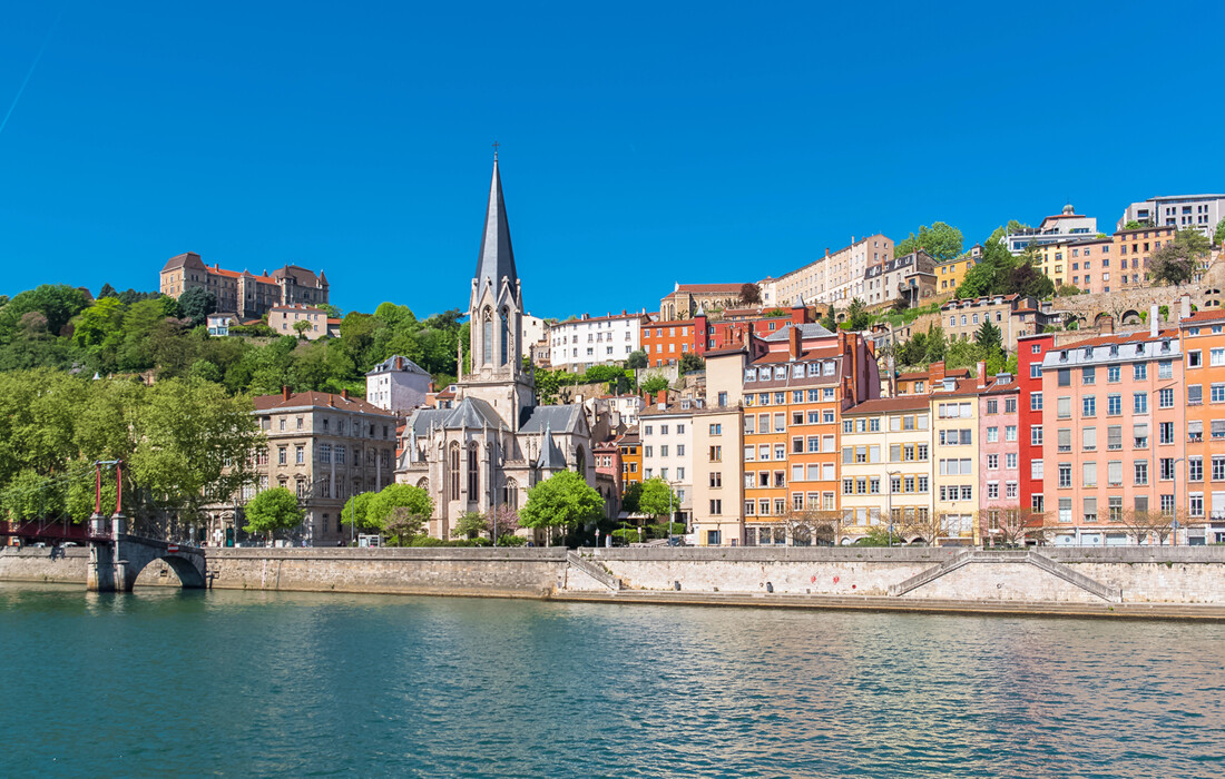 Vieux-Lyon, crkva Saint-Georges na rivi