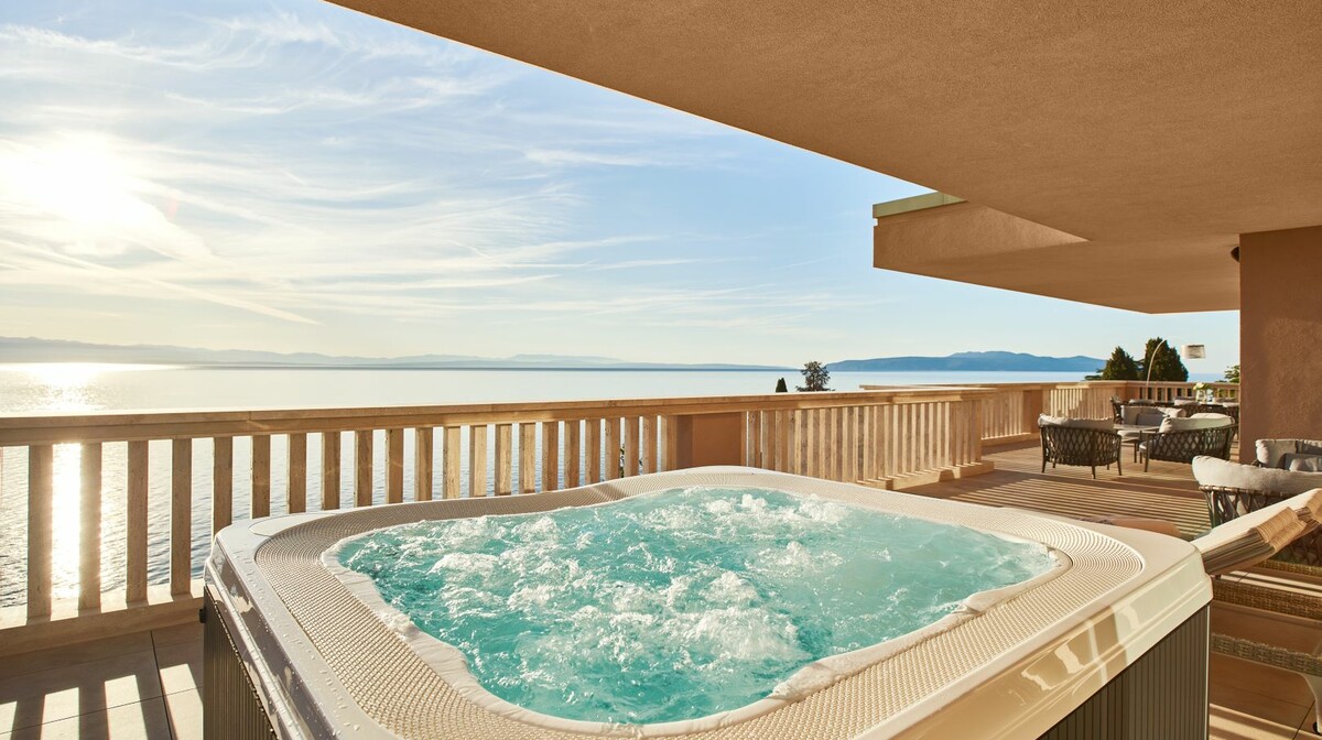 Presidential Suite