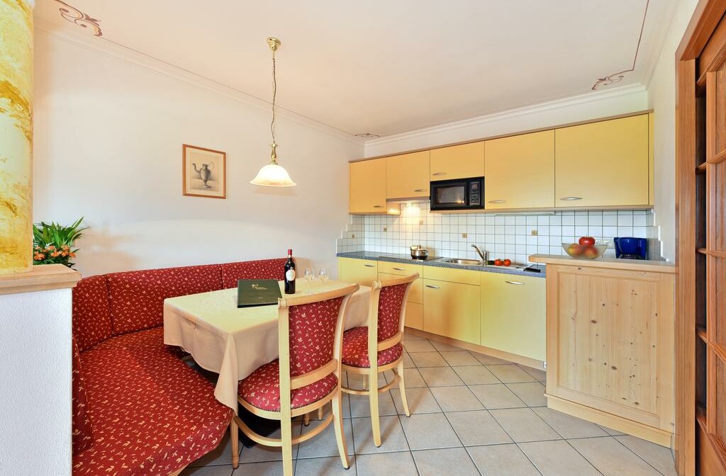 Skijanje u Italiji, skijalište Kronplatz, Residence Diana, kuhinja