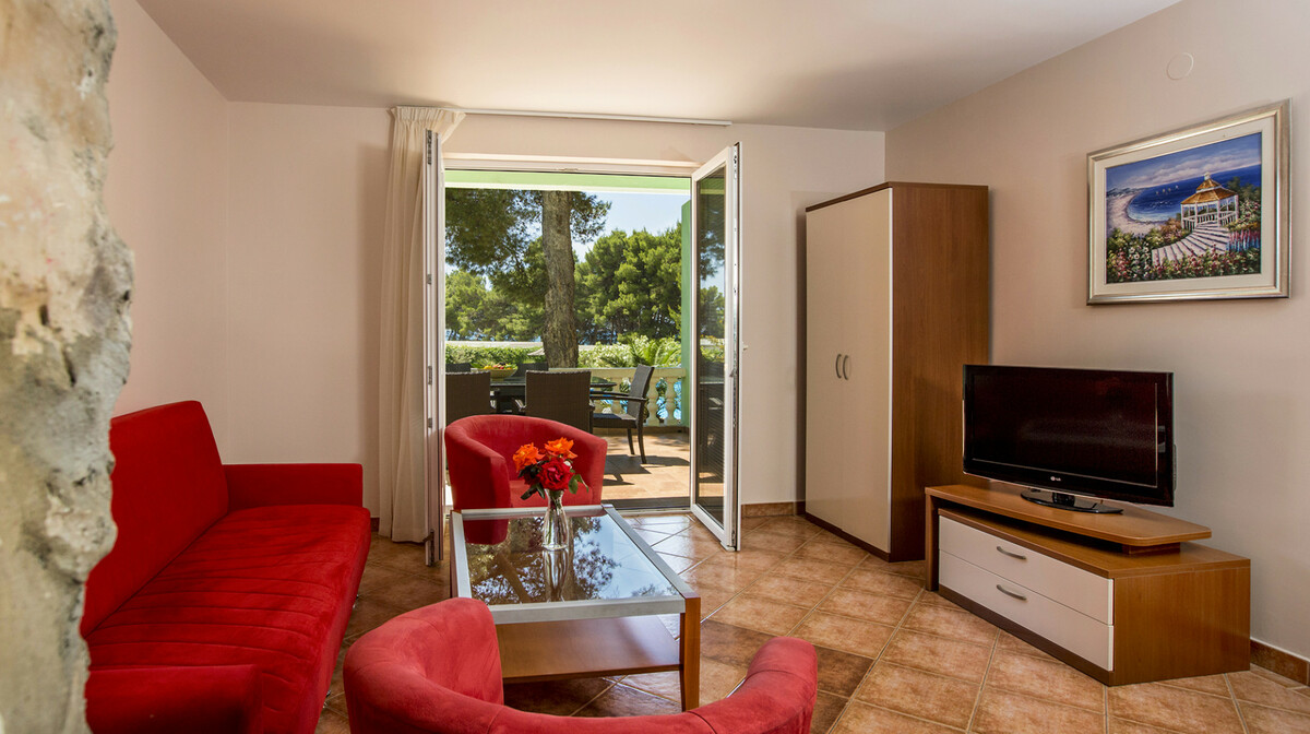 Vodice, Matilde Beach Resort, apartman 4+2, dnevna soba