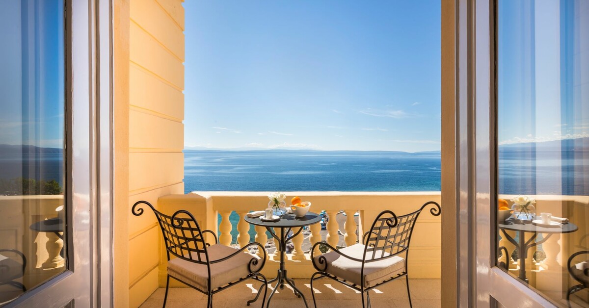 Opatija, Hotel Bellevue 4*