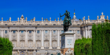 Plaza de Oriente uz Kraljevsku palaču, putovanje u Madrid, europska putovanja, avionom