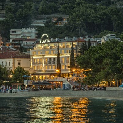 Baška Voda, Grand Hotel Slavia