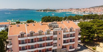 Vodice, Hotel Miramare