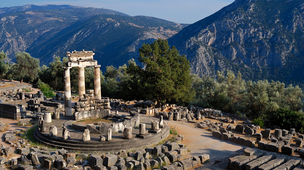 Najznačajnije grčko svetište, posvećeno starogrčkom bogu sunca i umjetnosti Apolonu