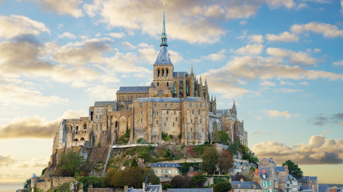 Mont Saint-Michel, putovanje francuska tura, putovanje normandija i bretanja zrakoplovom