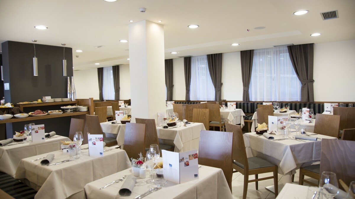 Skijanje u Italiji, skijalište Folgaria, Blu Hotel Natura & Spa, restoran