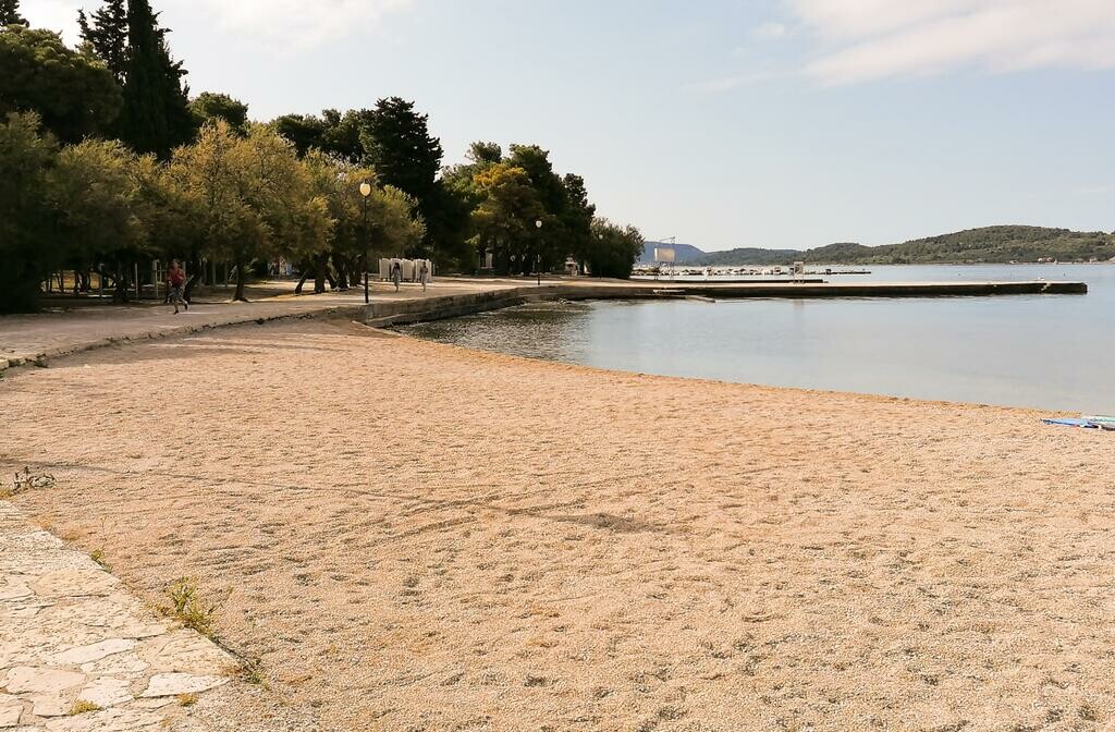 Vodice, Hotel Flora Madera, plaža