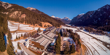 Skijanje u Italiji, Hotel Regina e Fassa, pogled izvana