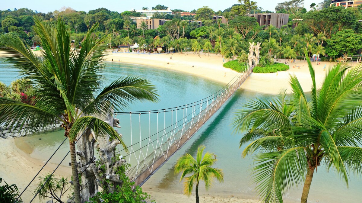 Pješčana plaža na otoku Sentosa, putovanje Singapur, daleka putovanja