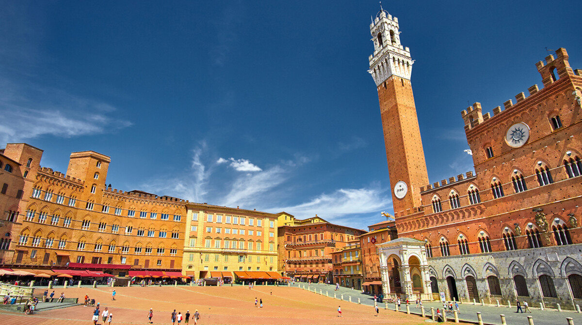 Trg u Sieni, putovanje Toskana, mondo travel, garantirani polasci