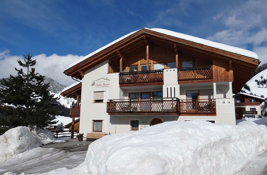 Skijanje u Italiji, Alta Badia, San Leonardo, Apartman Chalet Maria, pogled izvana