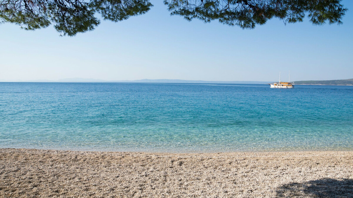 Tučepi, Bluesun hotel Neptun i depandansa Maslinik, plaža ispred hotela