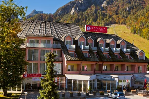Slovenija, Kranjska Gora, Ramada Hotel & Suites KG, wellness i skijanje Slovenija, ulaz u hotel