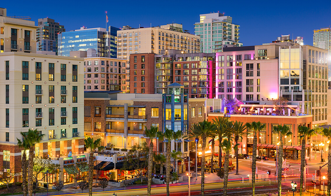 Noćni život Gaslamp quarter, San Diego, putovanje Kalifornija, zapad Amerike, daleka putovanja