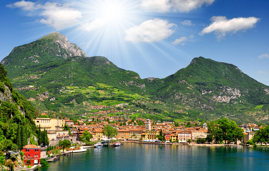 Riva del Garda, putovanje Lago di Garda, Mondo travel