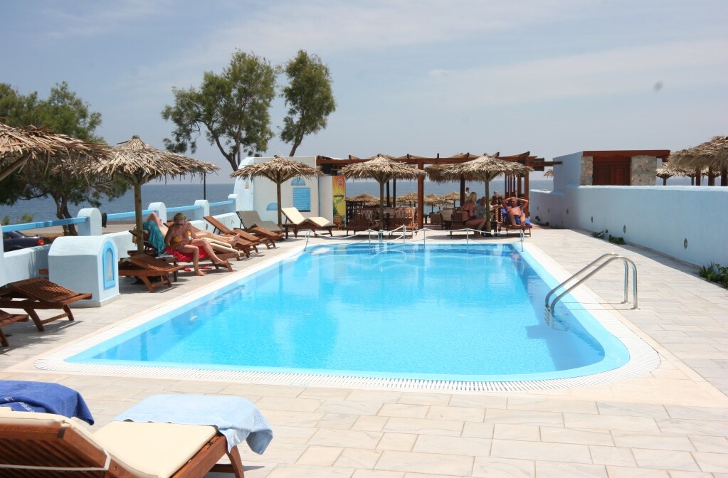 Hotel Perissa Bay, bazen