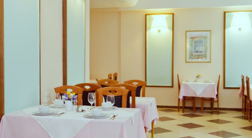 Hrvatska, Hotel Selce, Ljetovanje, restoran 