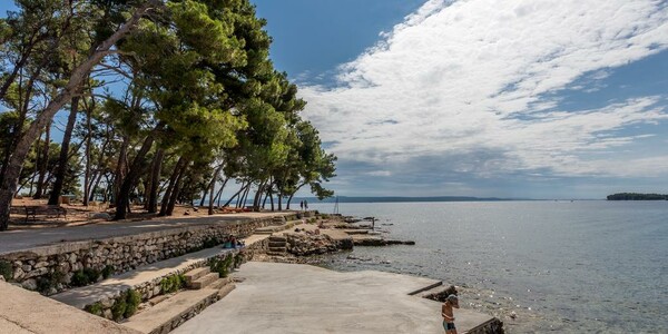 Apartmani Zelena Punta, Kukljica